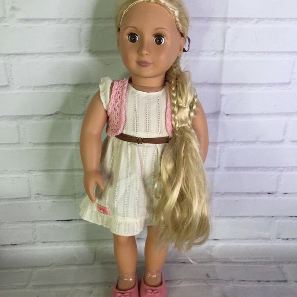 Our Generation Phoebe Hairgrow Doll With Outfit - Picture 1 of 10